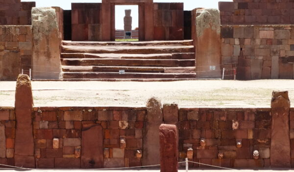 TIWANAKU-Bolivia (Cultura pre-incaica) 2014