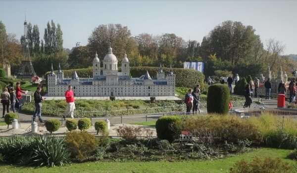 Bruselas (Mini Europa) y regreso a Buenos Aires 2015
